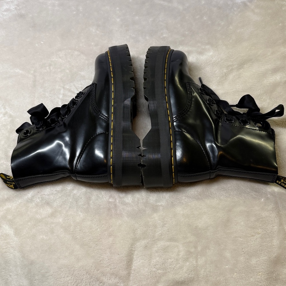 ⭐️Dr. Martens MOLLY Women's Leather Platform Boots BLACK BUTTERO size 8 - Picture 6 of 16